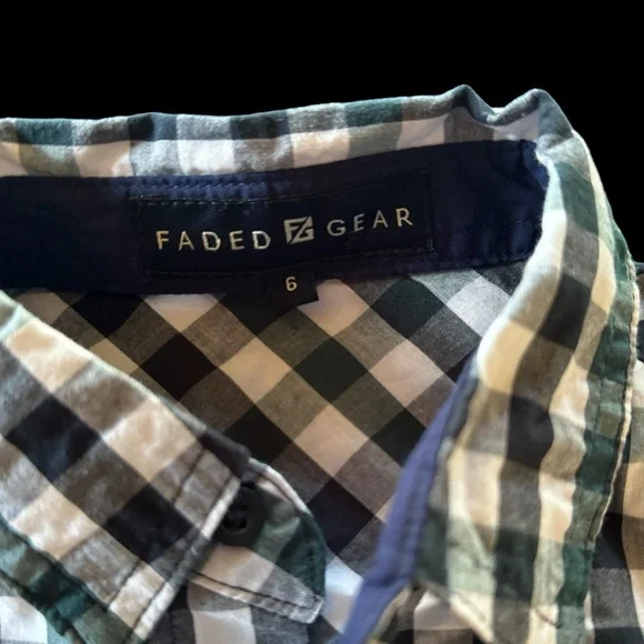 Faded Gear Plaid Button Up shirt - Picture 3 of 6